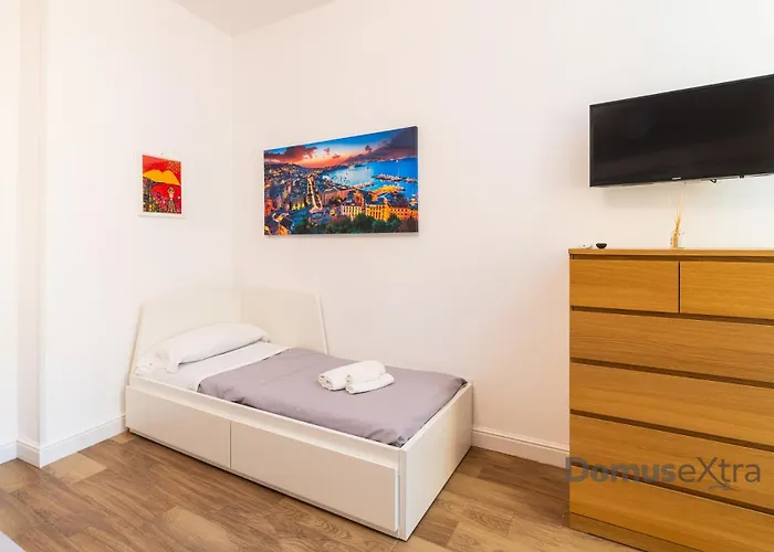 Tarantella By Domusextra Guest house Naples